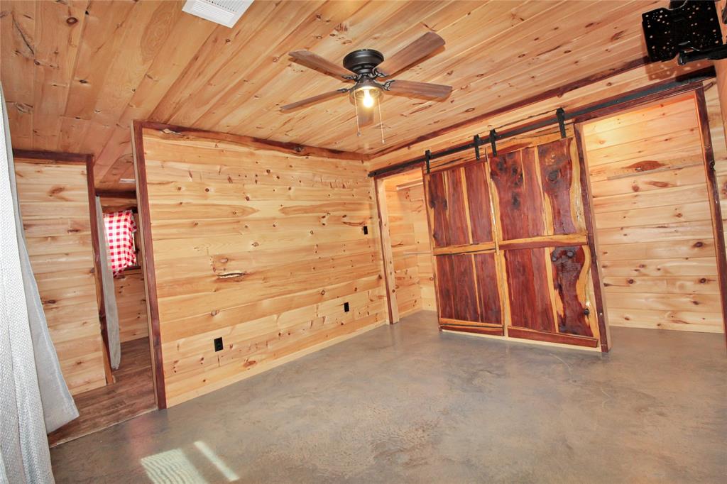 THOS L WILLIAMS, - Residential