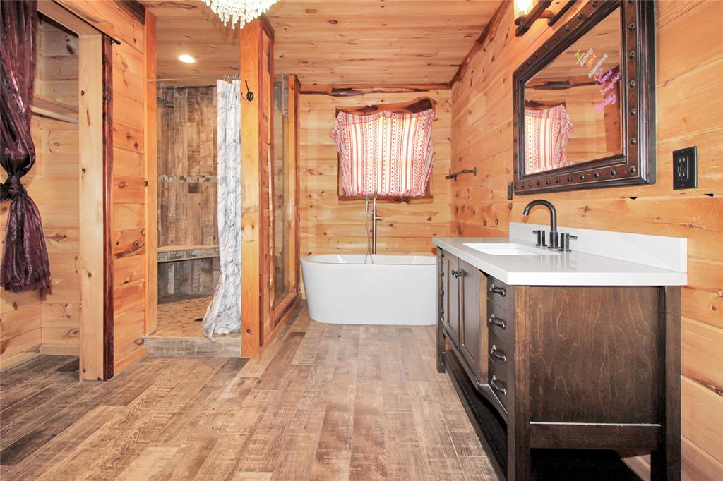 THOS L WILLIAMS, - Residential