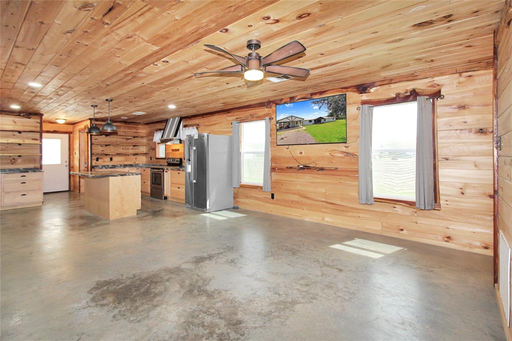 THOS L WILLIAMS, - Residential