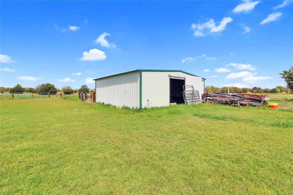 THOS L WILLIAMS, - Residential