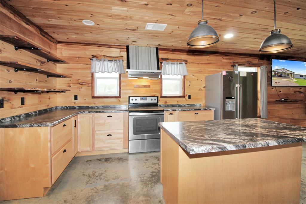 THOS L WILLIAMS, - Residential