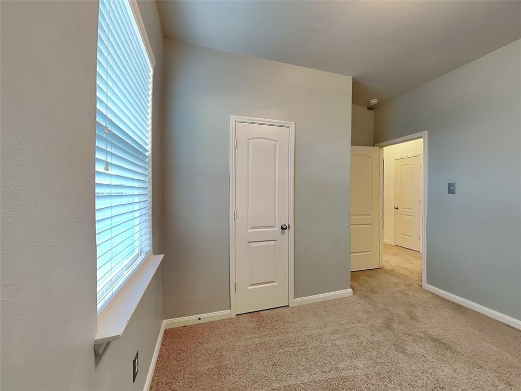 Stone Crk Ranch Ph IV - Residential Lease