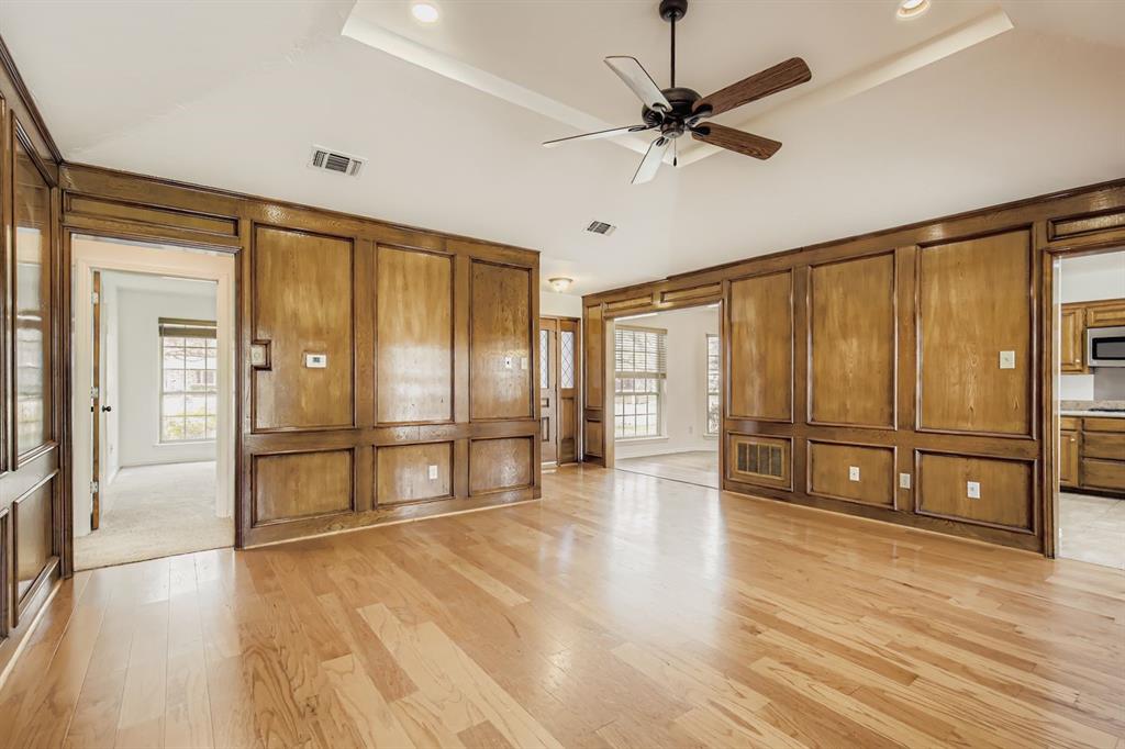 10405 Woodland Drive