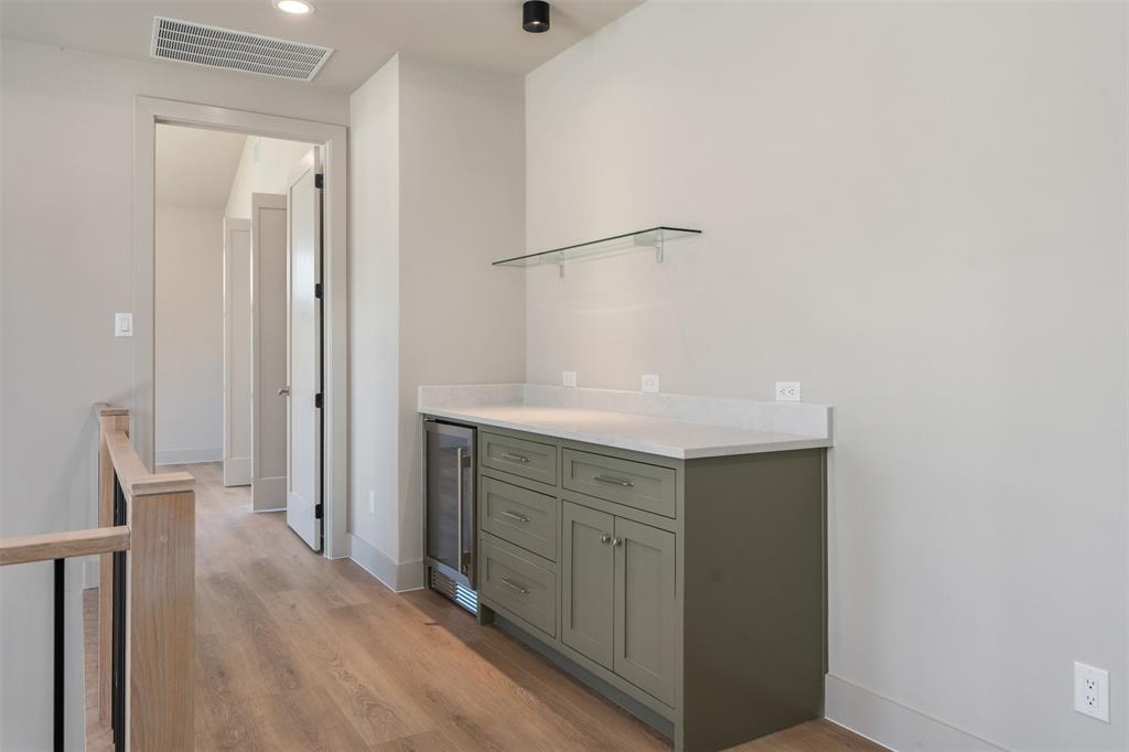 Pinnacle Club - Residential