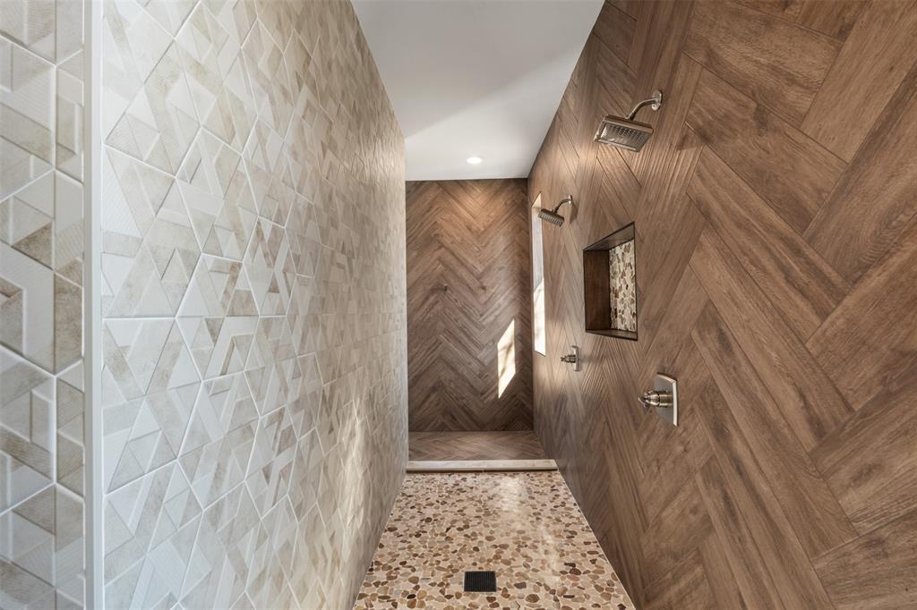 Pinnacle Club - Residential