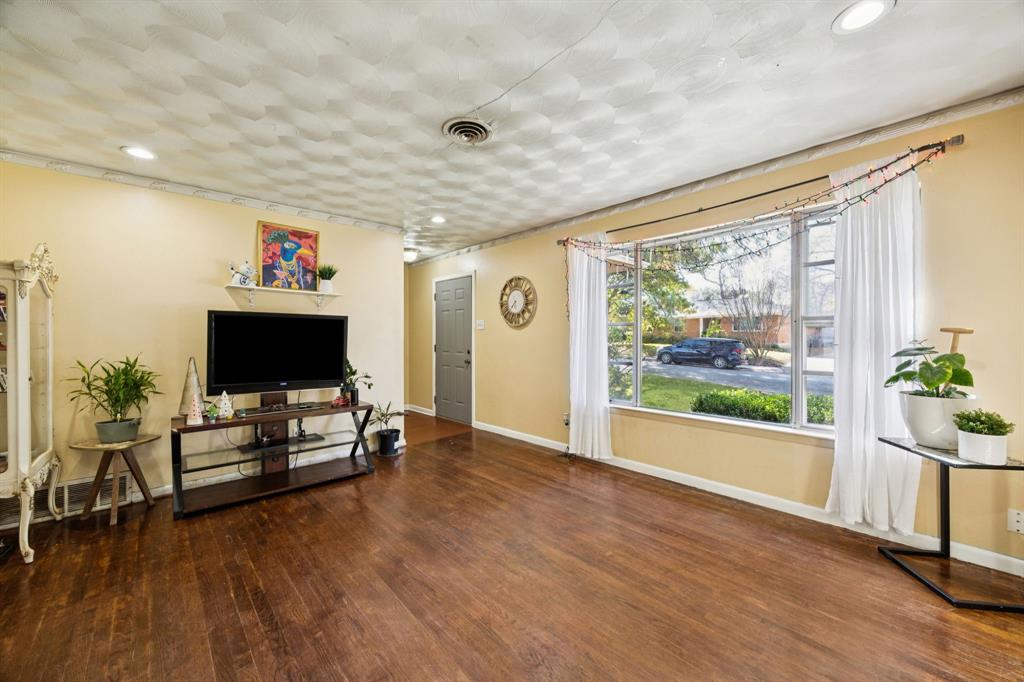 Claremont Park 01 - Residential