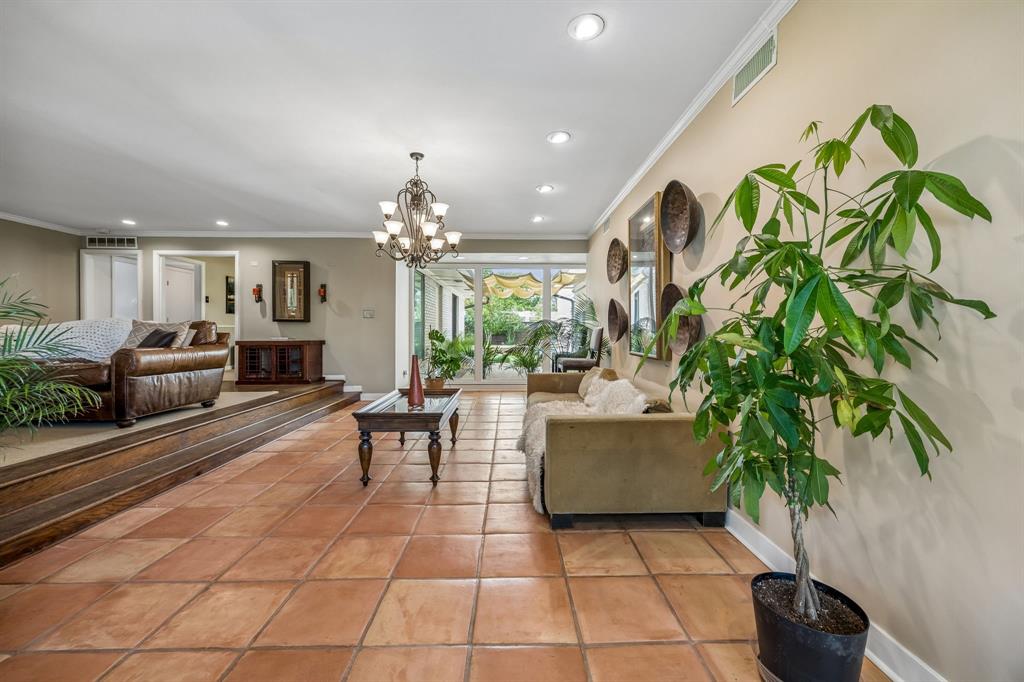Dallas, Texas, 75230, United States, 3 Bedrooms Bedrooms, ,4 BathroomsBathrooms,Residential,Active,2042719