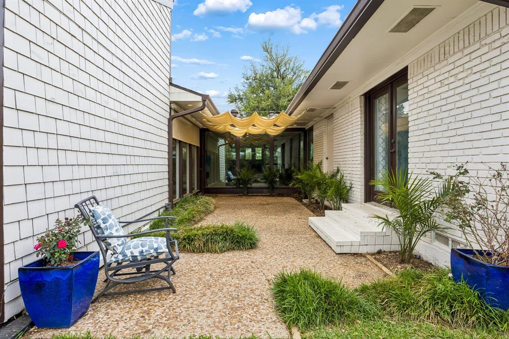 Dallas, Texas, 75230, United States, 3 Bedrooms Bedrooms, ,4 BathroomsBathrooms,Residential,Active,2042719