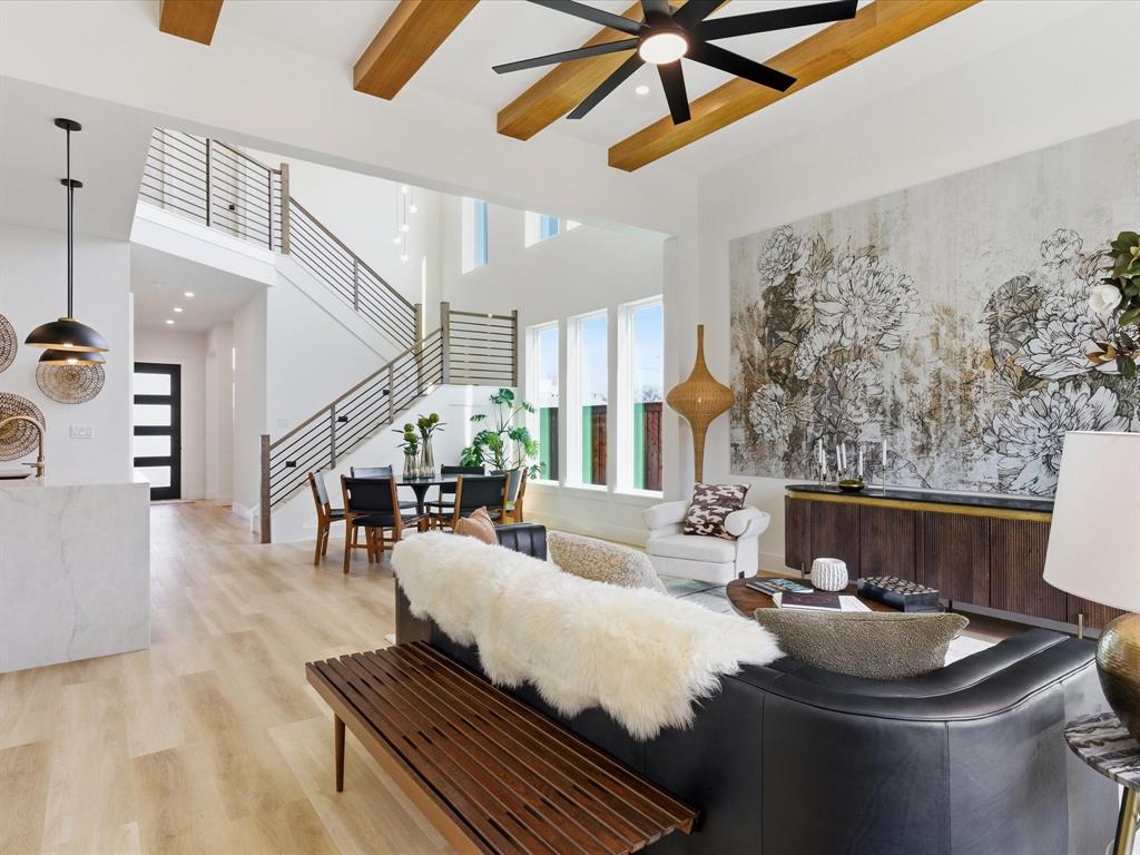 916 E Louisianna Drive