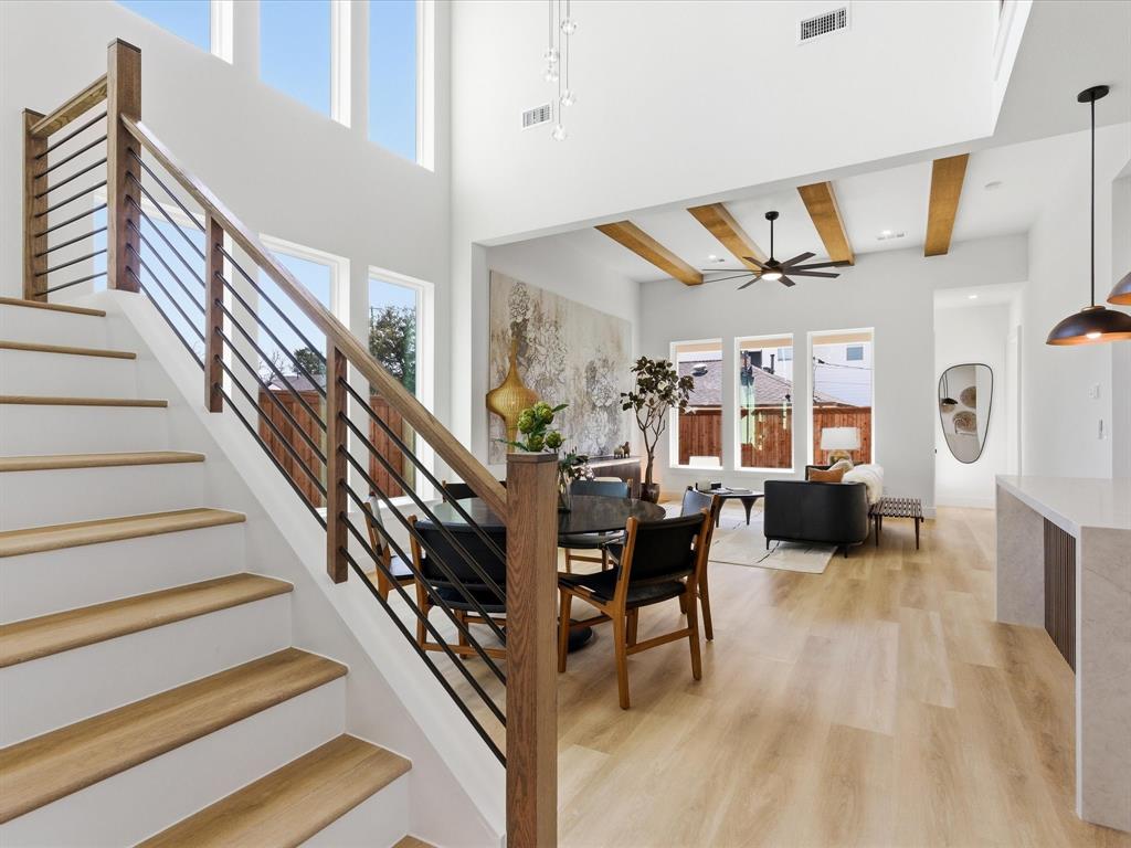 916 E Louisianna Drive