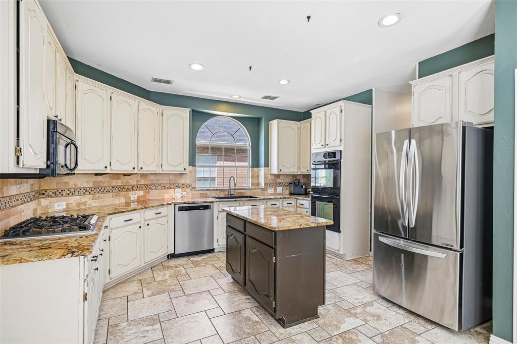 11405 Knoxville Lane