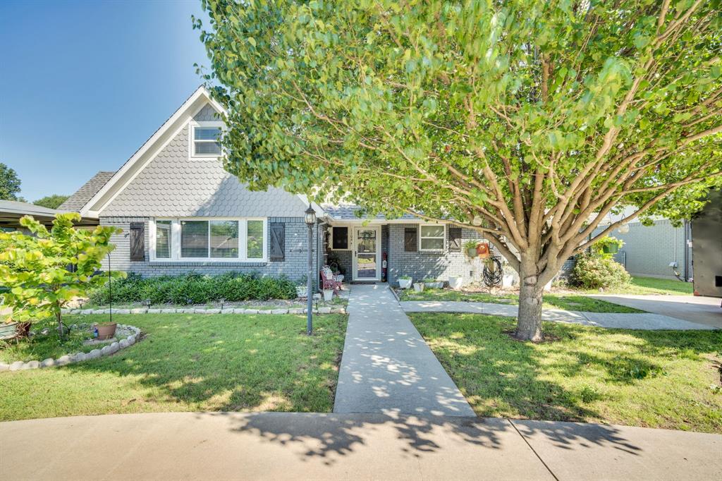1104 Sheridan Lane