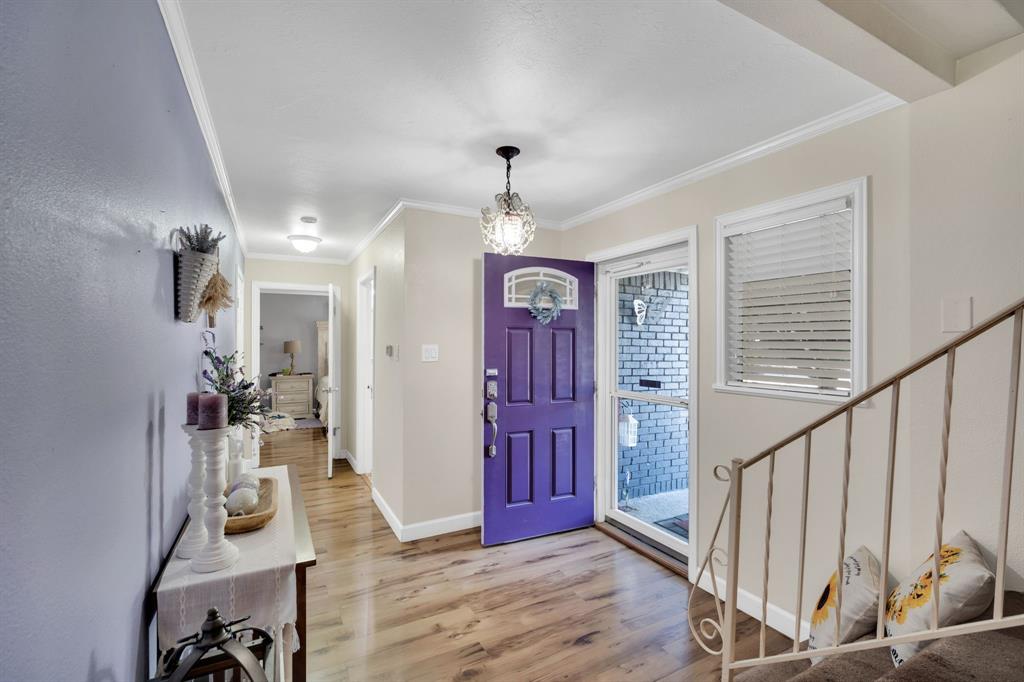1104 Sheridan Lane