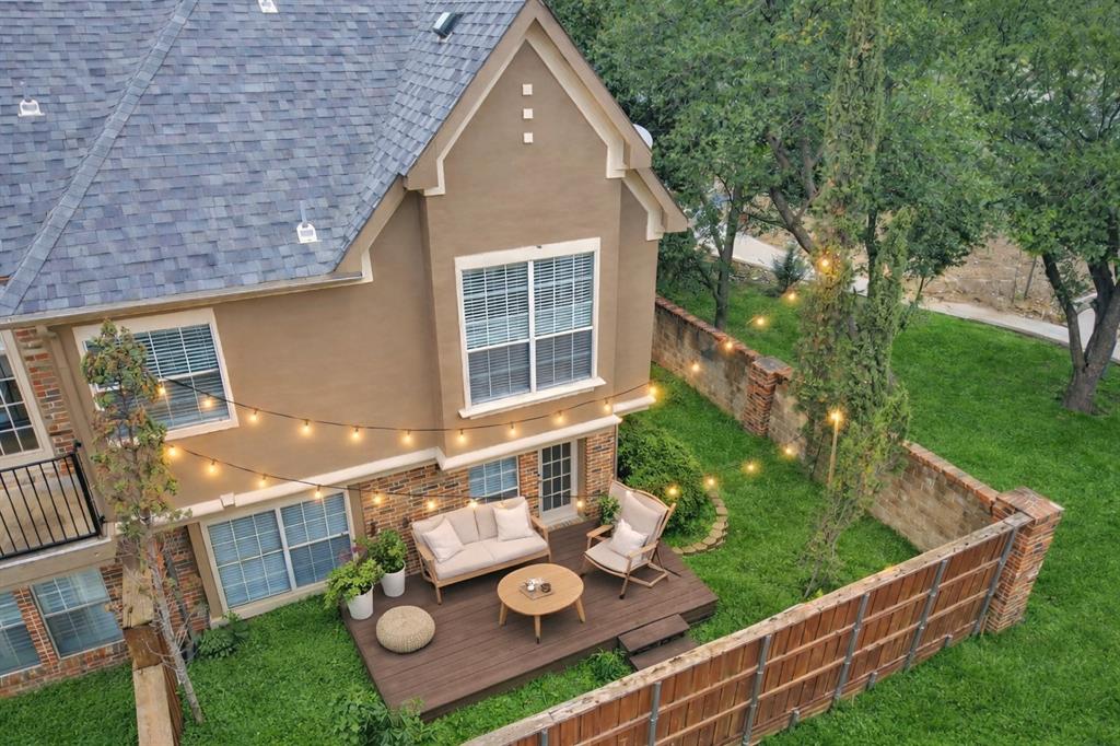 Towne Lake - Residential