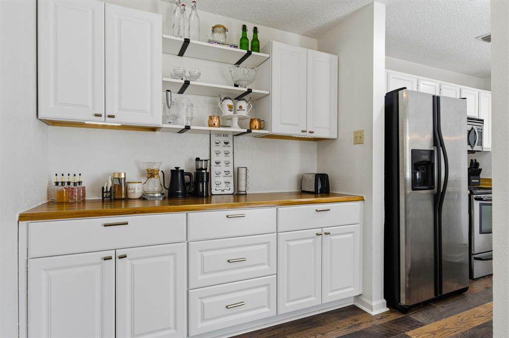 Bristle Cone Twnhs Condos - Residential