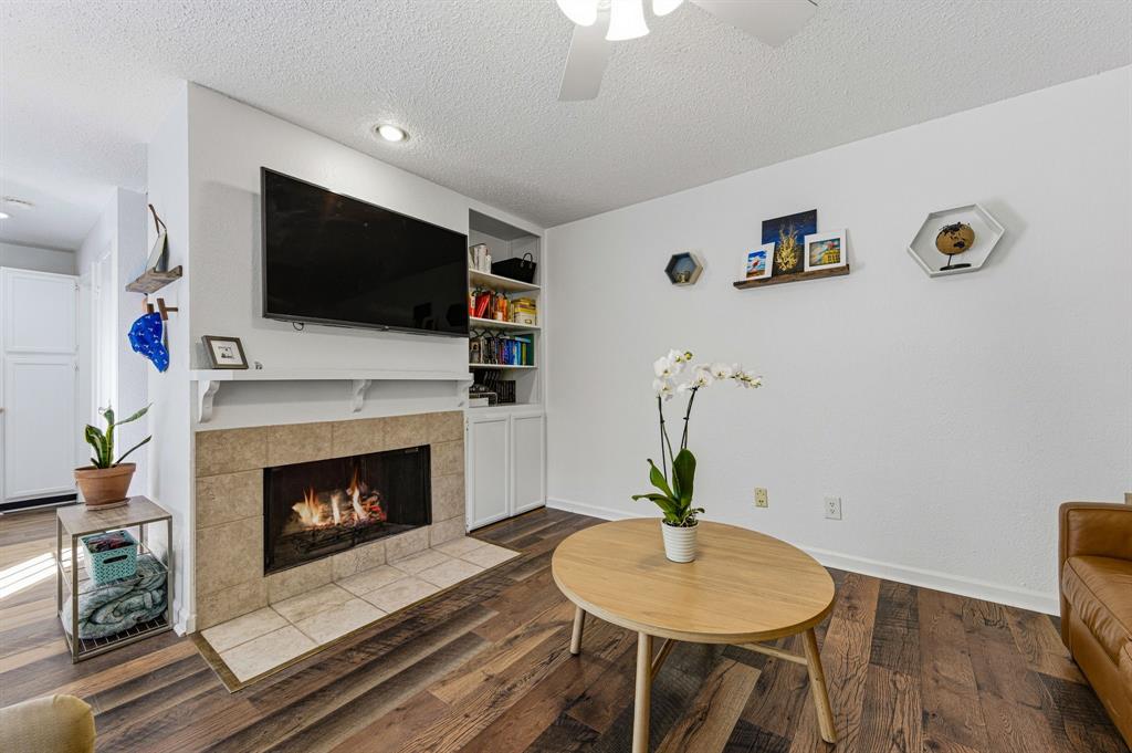 Bristle Cone Twnhs Condos - Residential