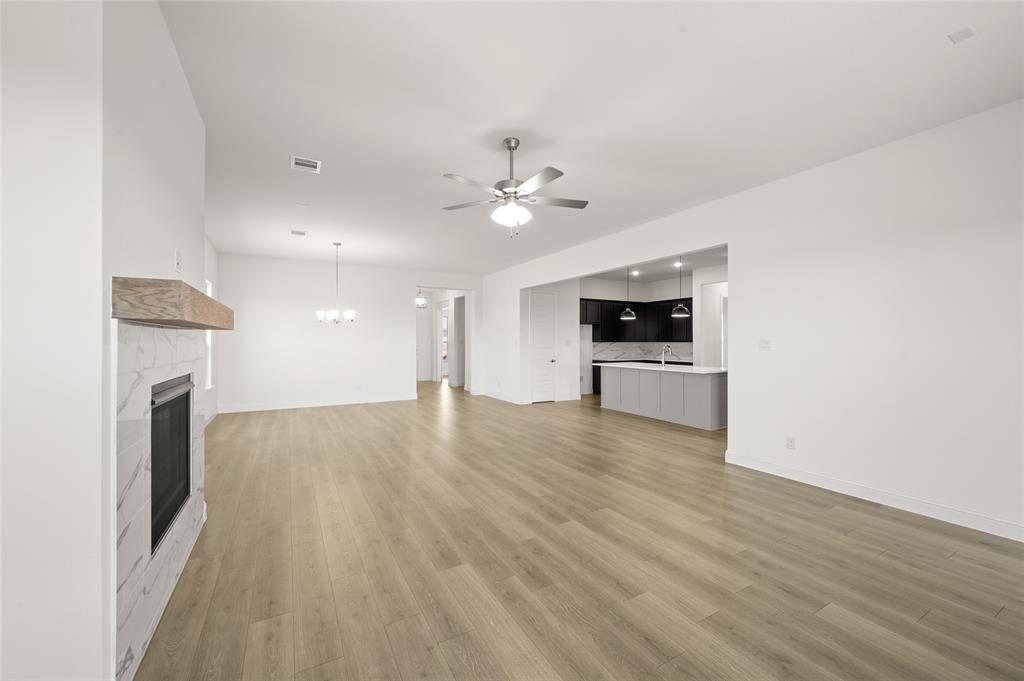 Sheppard's Place - Residential