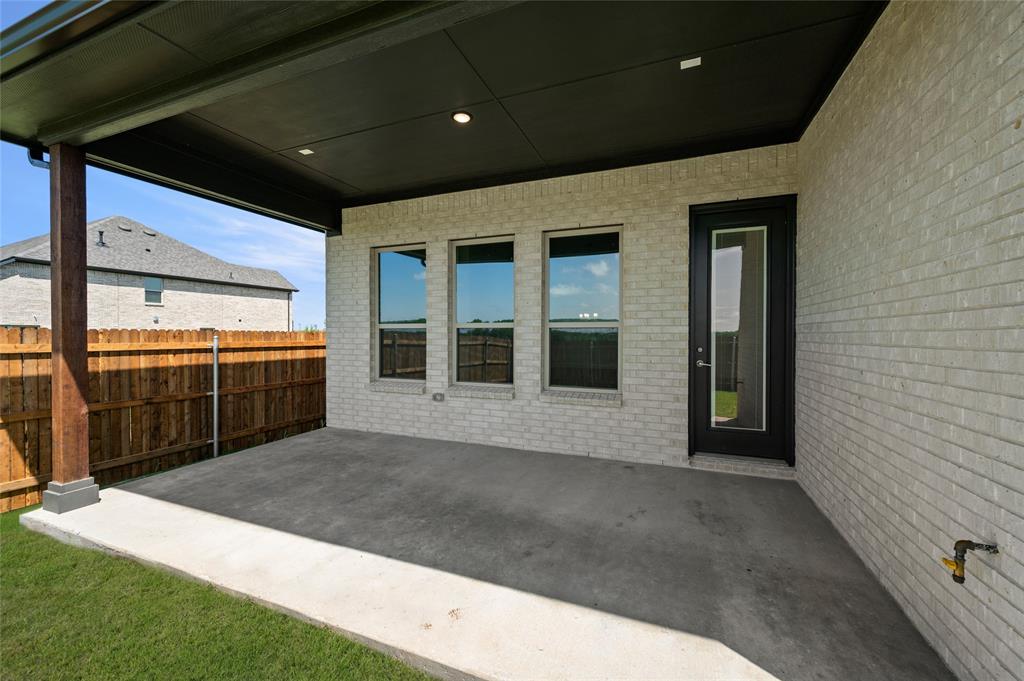 Sheppard's Place - Residential