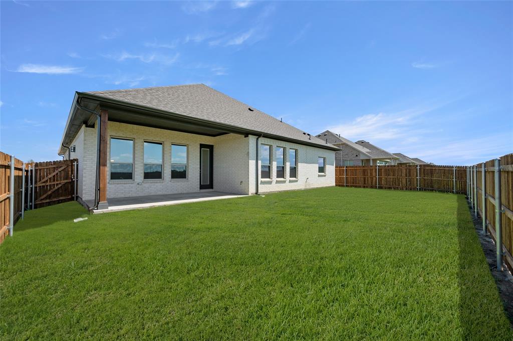 Sheppard's Place - Residential