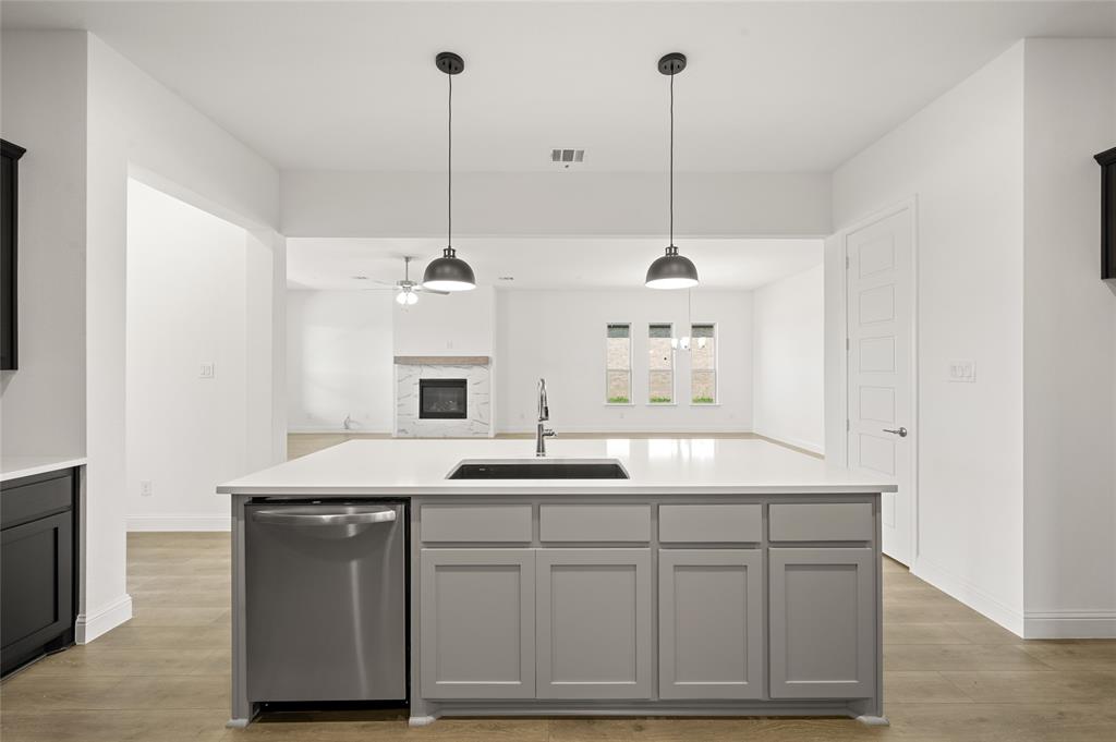 Sheppard's Place - Residential