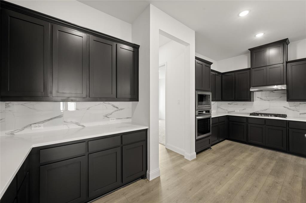 Sheppard's Place - Residential