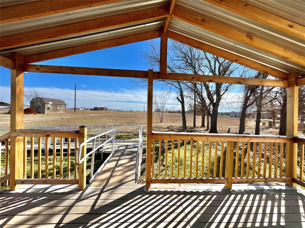 SHADOW WOOD - Residential