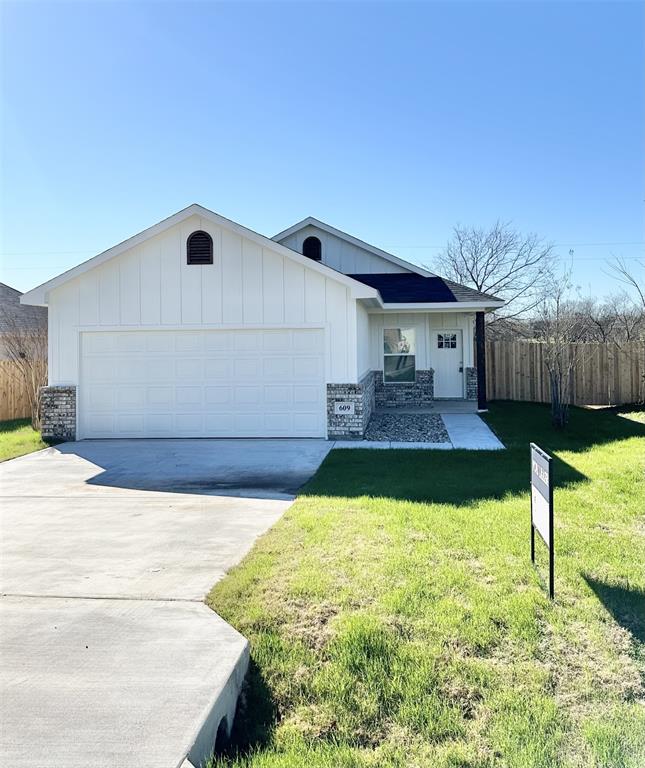 Mesquite Meadows - Residential Lease