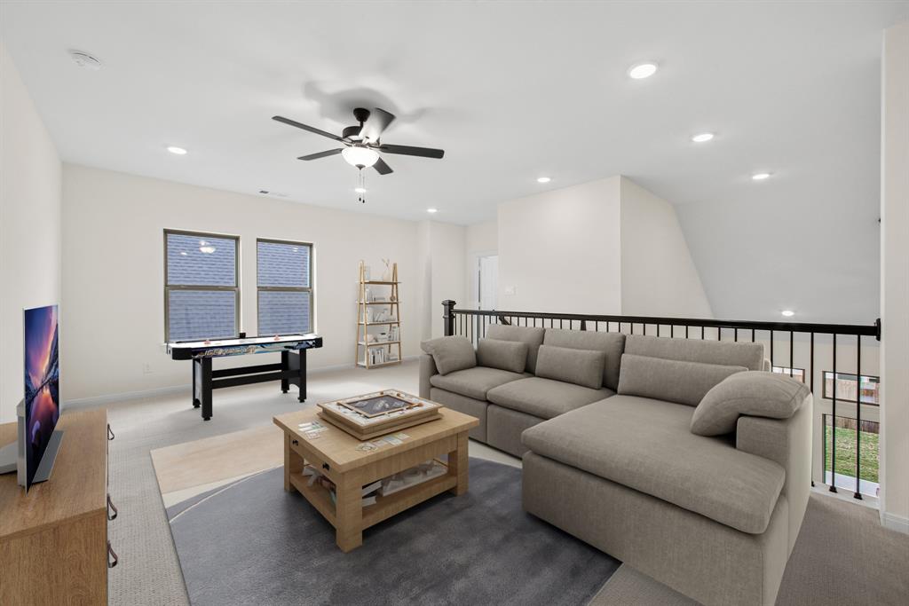 Tavolo Park - Residential