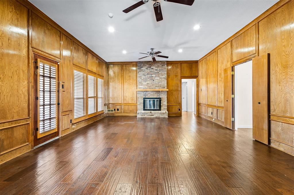 2411 Golden Willow Lane