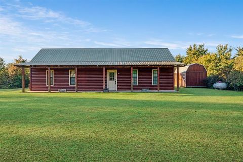 74 County Road 44050 Powderly TX 75473