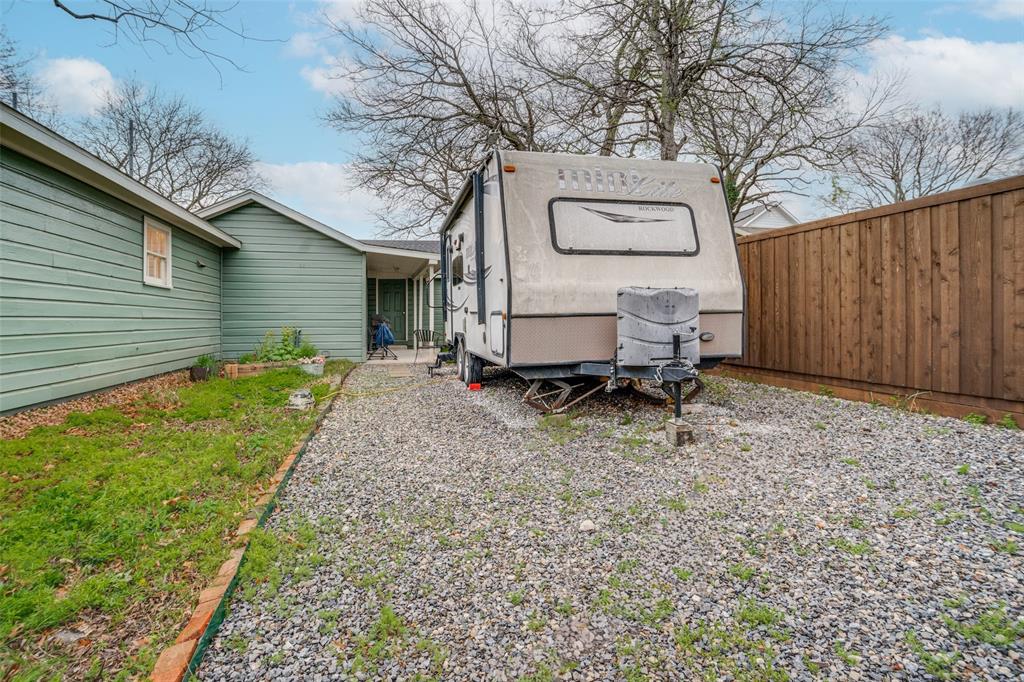 T T Bradley Add - Residential