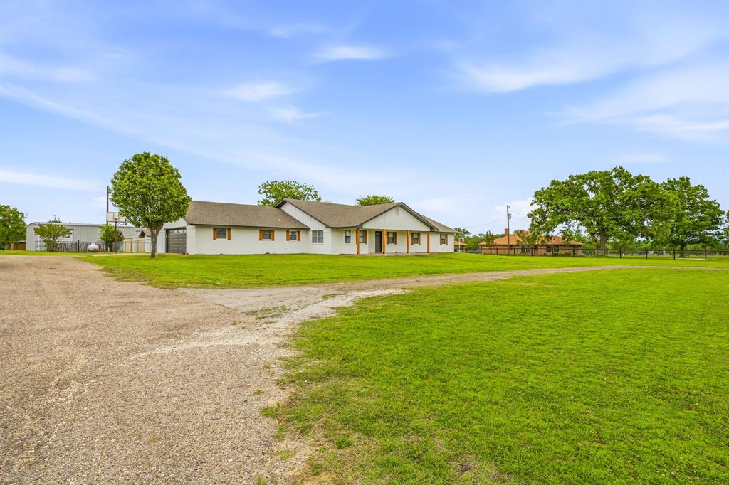 621 County Road 484