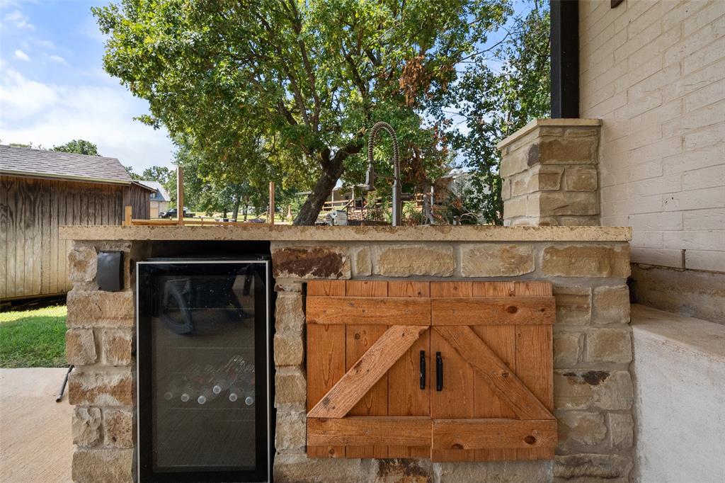 John Thomas - Residential