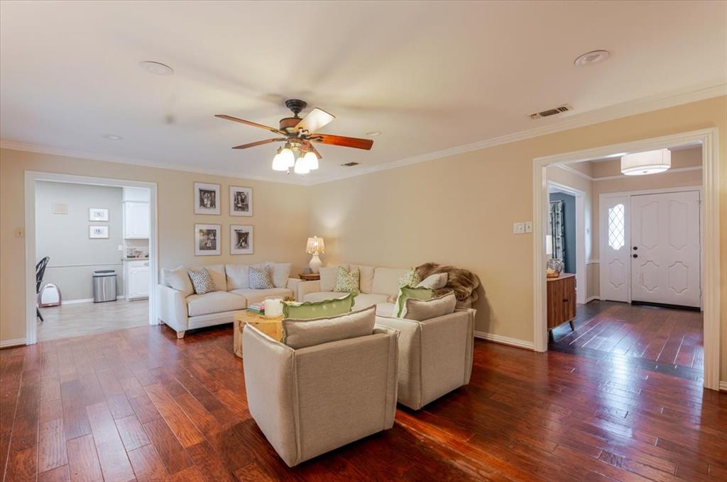 Ridglea Country Club Estates - Residential