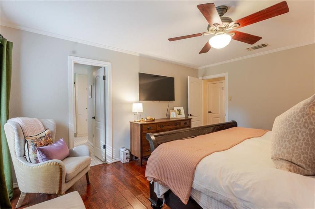 Ridglea Country Club Estates - Residential