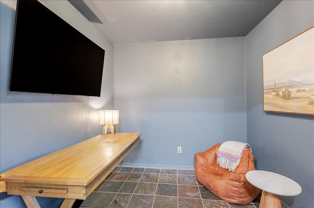 Ridglea Country Club Estates - Residential