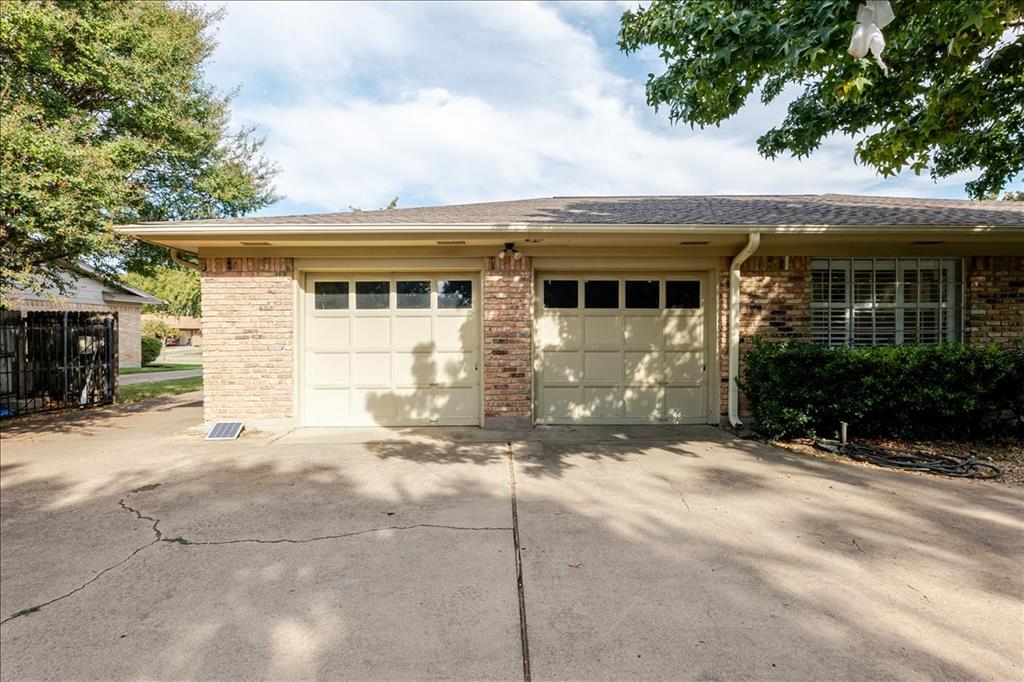 Ridglea Country Club Estates - Residential