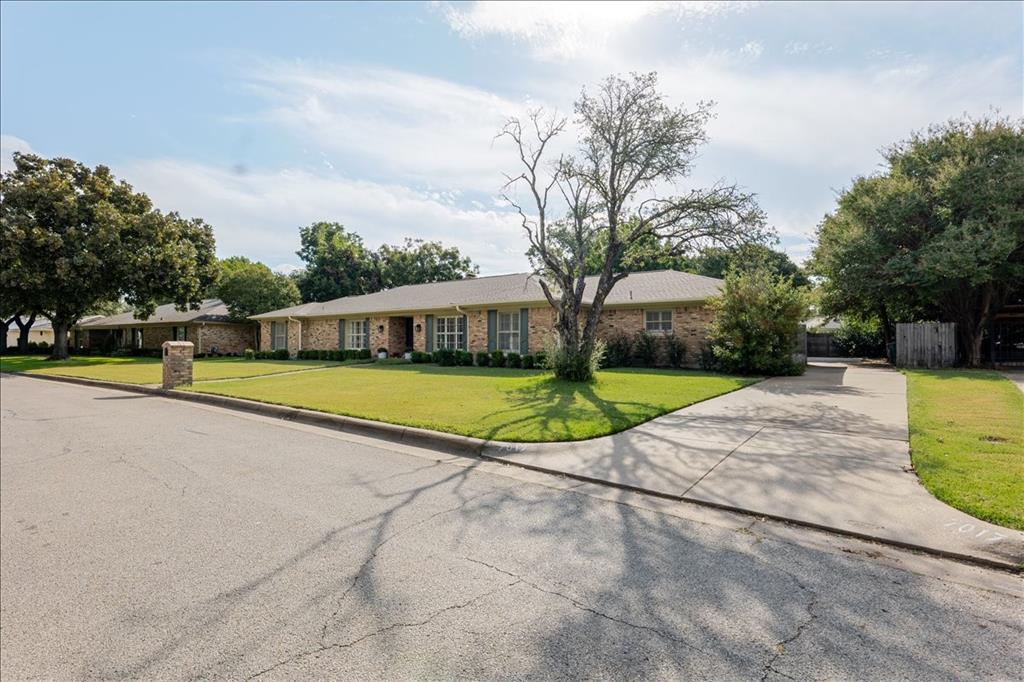 Ridglea Country Club Estates - Residential