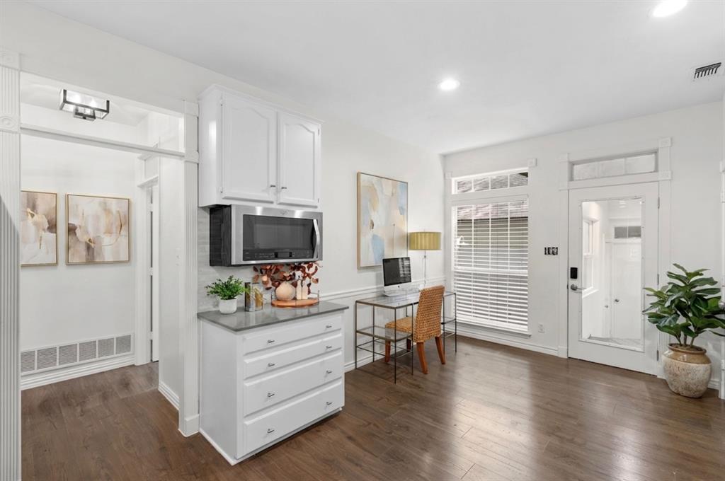 Hidden Hills - Residential