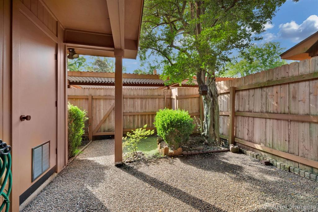 Shreveport, Louisiana 71105, United States, 1 Bedroom Bedrooms, ,2 BathroomsBathrooms,Residential,Active,133174