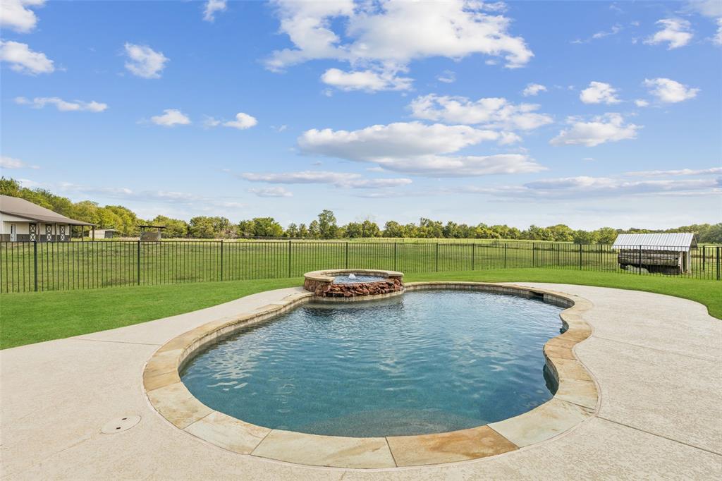 Hi Flyin Acres - Residential