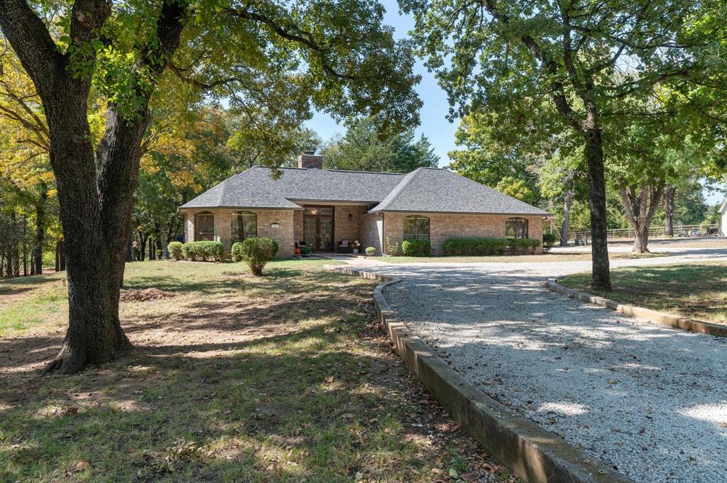 143 Shady Woods Lane