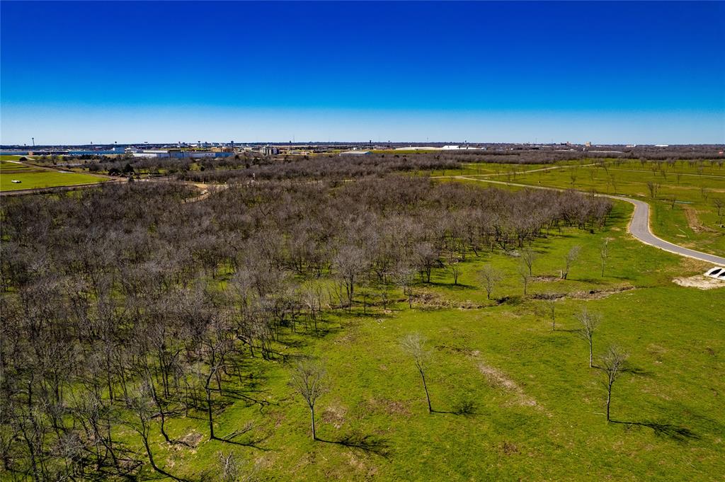 Waterfront Club - Land