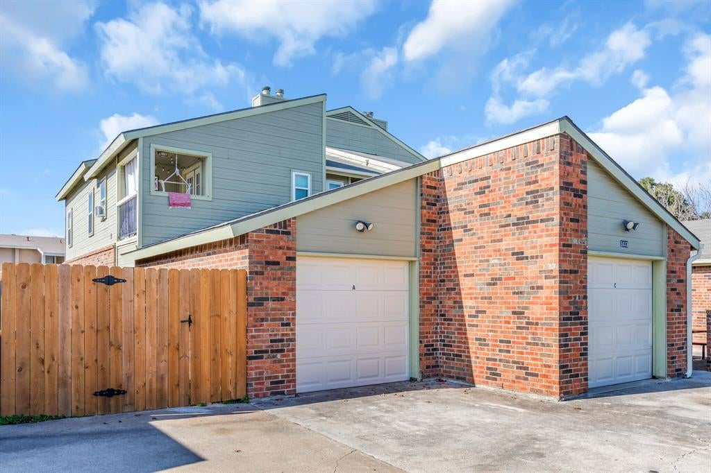 5033 Winder Court