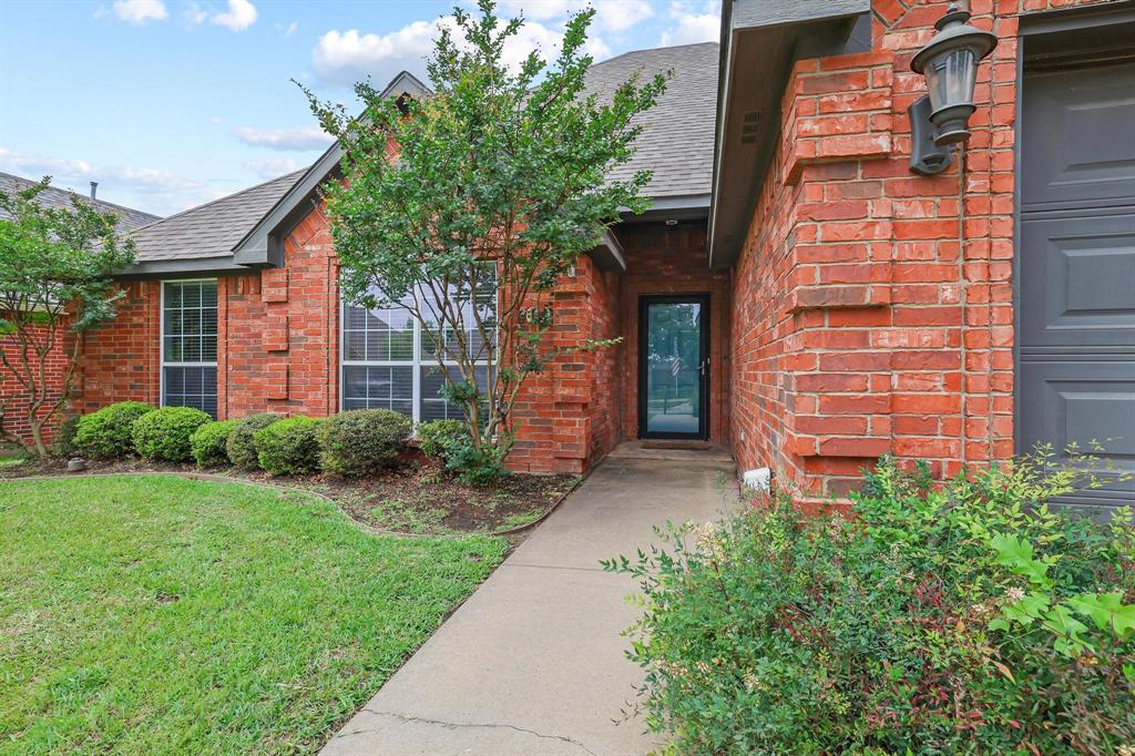 Photo 1 of 35 — 702 Madison Place, Sherman, TX 75092
