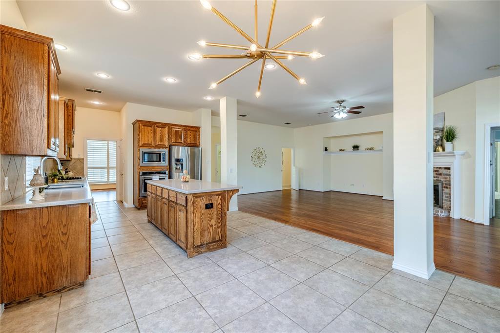 Woodbridge Ph 05b - Residential