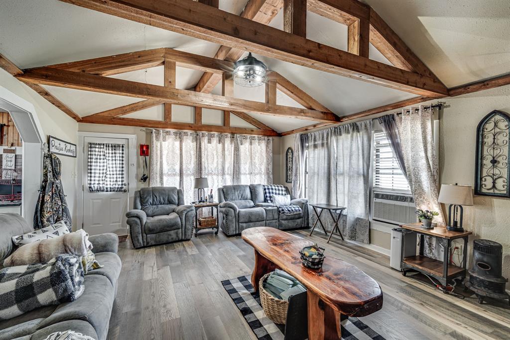 QuirkA-747 TR 93C - Residential