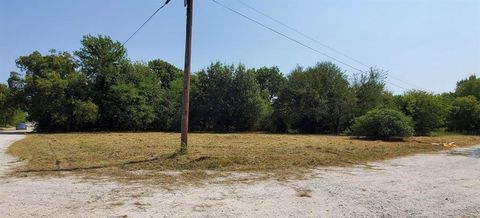TB D Riley Street Gainesville TX 76240