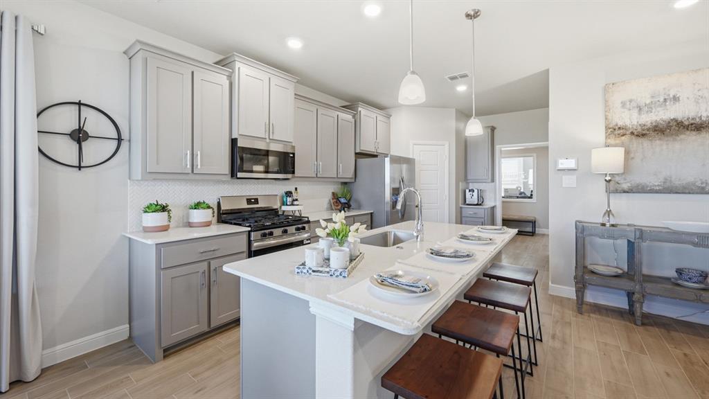 2611 FLYCATCHER Drive