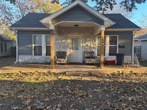 A home in Terrell